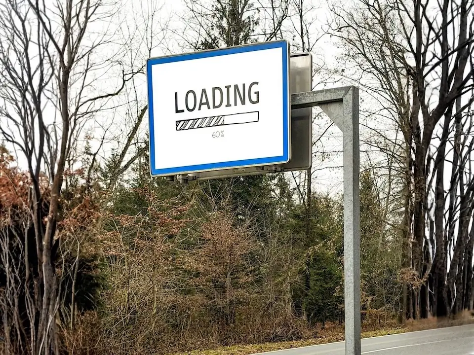 Straßenschild mit "Loading" als Symbol für Rückführungen